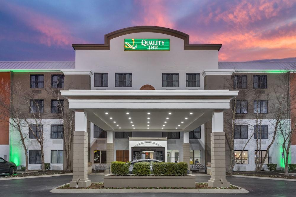 Quality Inn Murfreesboro-University Area Bagian luar foto