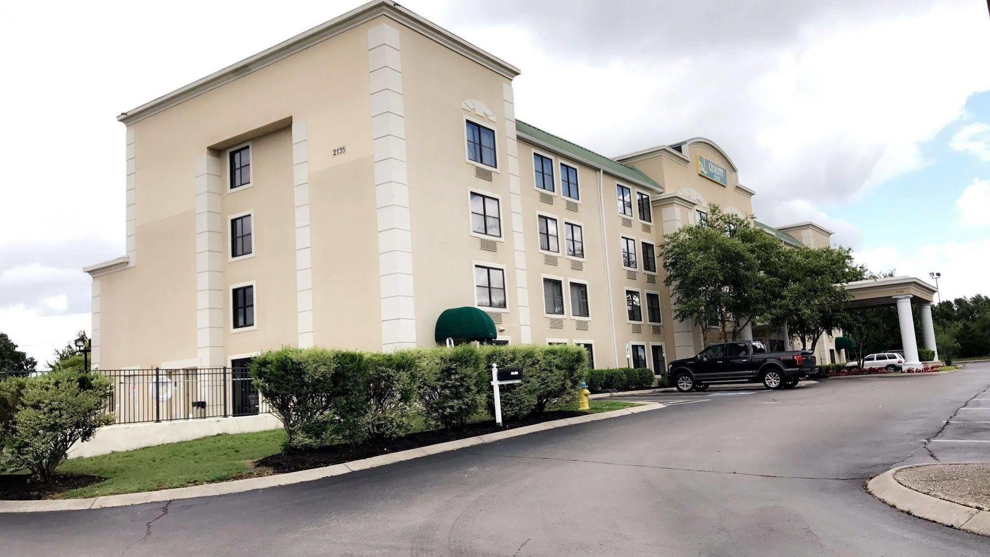 Quality Inn Murfreesboro-University Area Bagian luar foto